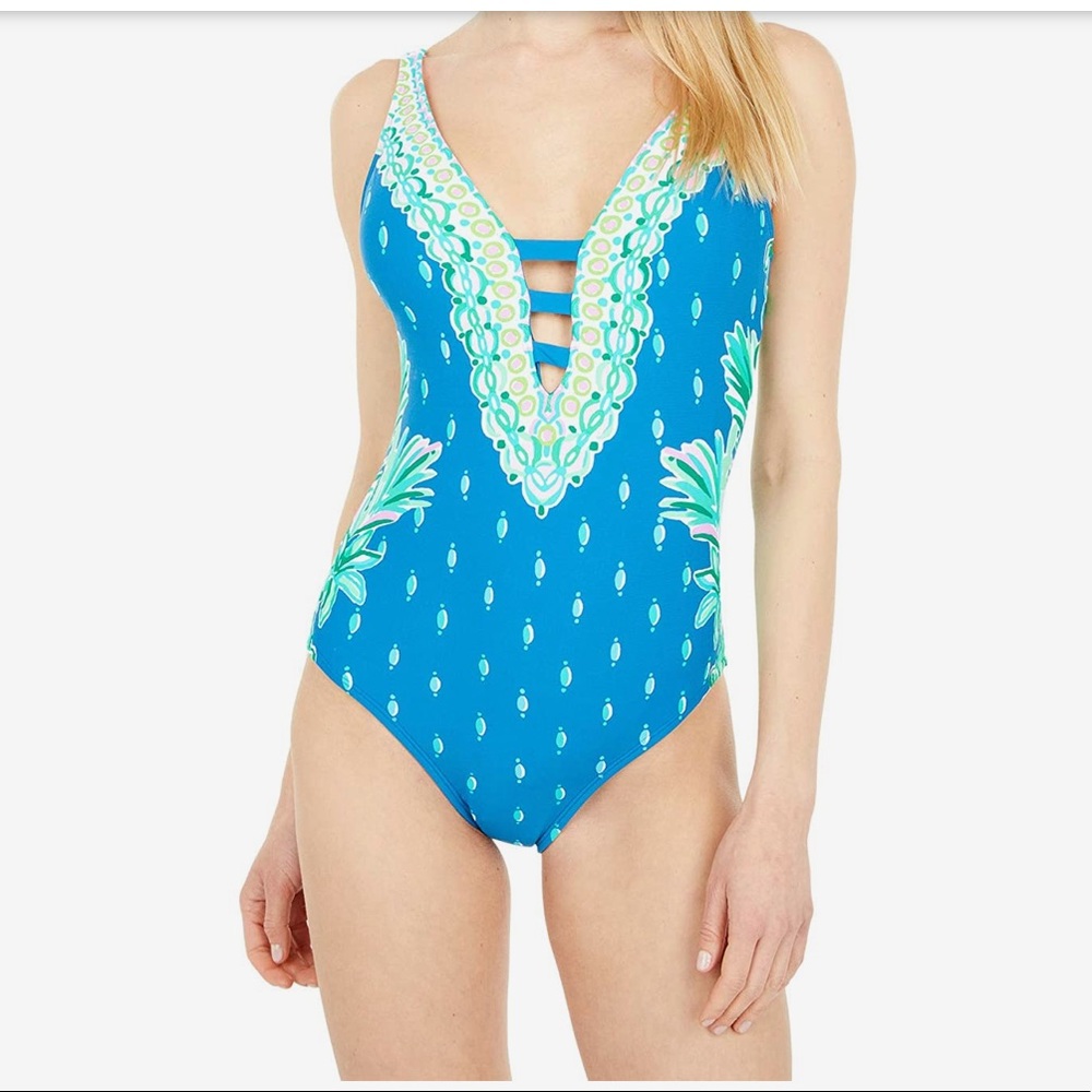 Lilly Pulitzer Jaspen macaw blue coconut row engeniered  1pc size 14